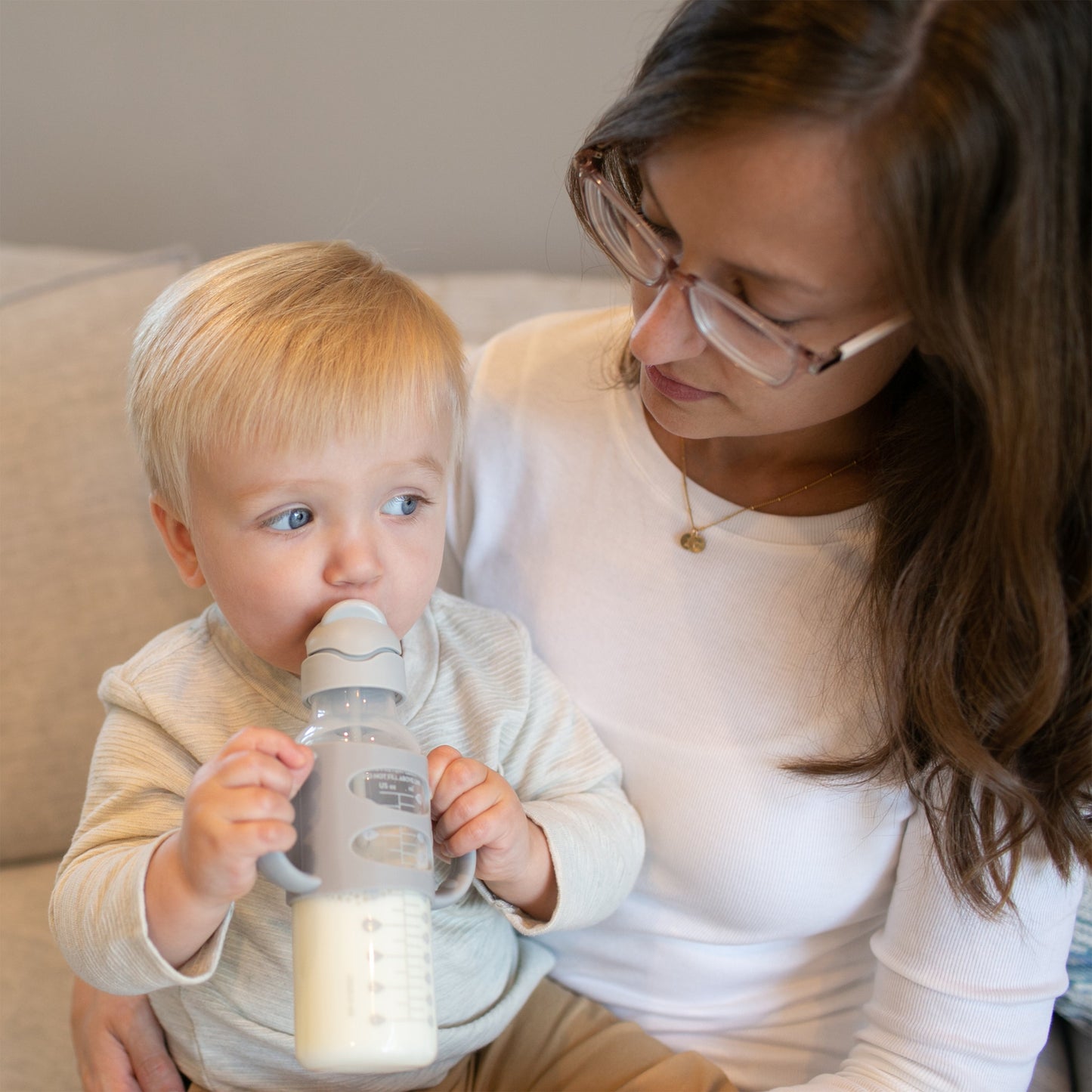 Dr. Brown's Milestones Narrow Sippy Straw Bottle with Silicone Handles, 8 oz/250 mL
